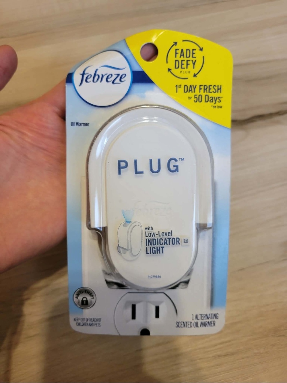 Febreze White Plug-In Oil Warmer with Indicator Light